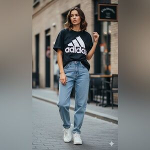 Black Boxy Oversized Graphic Pastel Pink Bubble 3D Logo Crop Tee-Size S